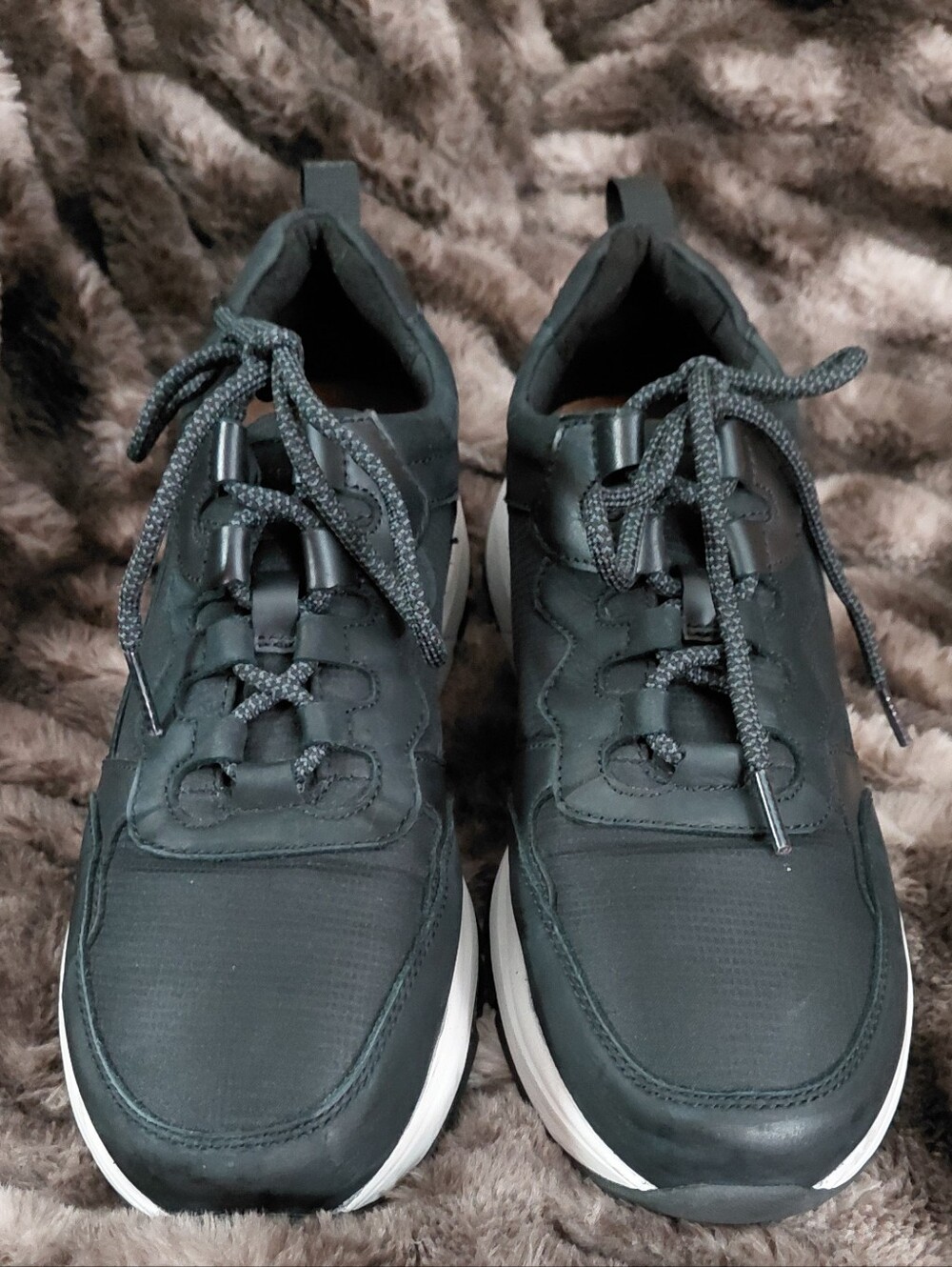 Rockport Women's Black Steeltoe Sneakers